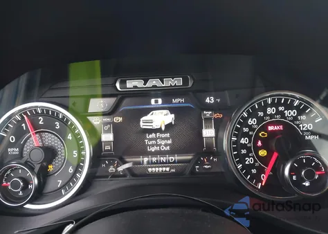 2023 Ram 1500 Big Horn 4X4 5'7 Box z USA, uszkodzony, nr VIN 1C6SRFFT0PN536146